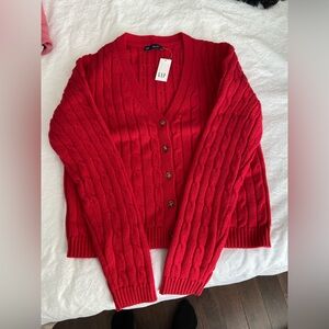 GAP 100% cotton cable knit v-neck cardigan